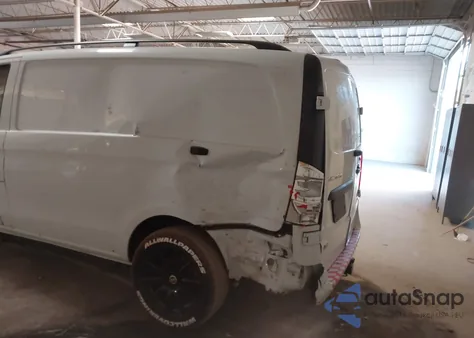 2022 Mercedes-Benz Metris z USA, uszkodzony, nr VIN W1YV0BEY7N4114430